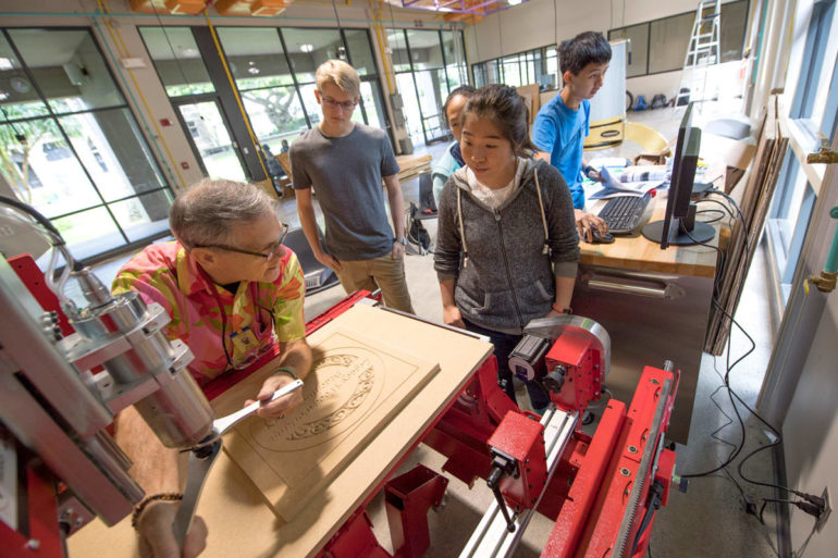 D. Kenneth Richardson ’48 Learning Lab Opens