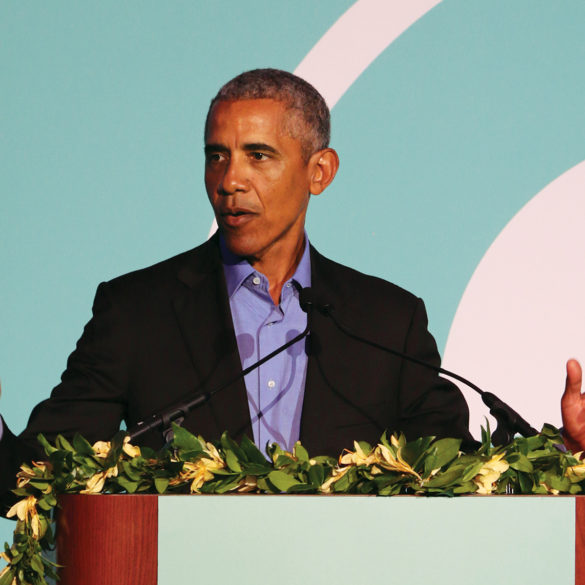 Obama Inspires Fellows at Hawai‘i Event