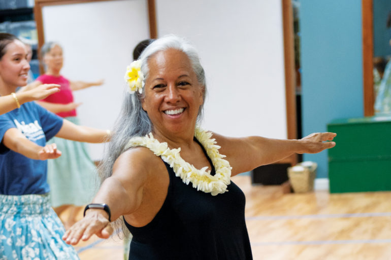Leslie Māpuana Howell ’67 de Silva