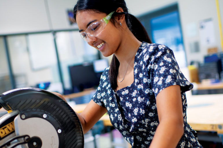 Diza Hendrawan ’20