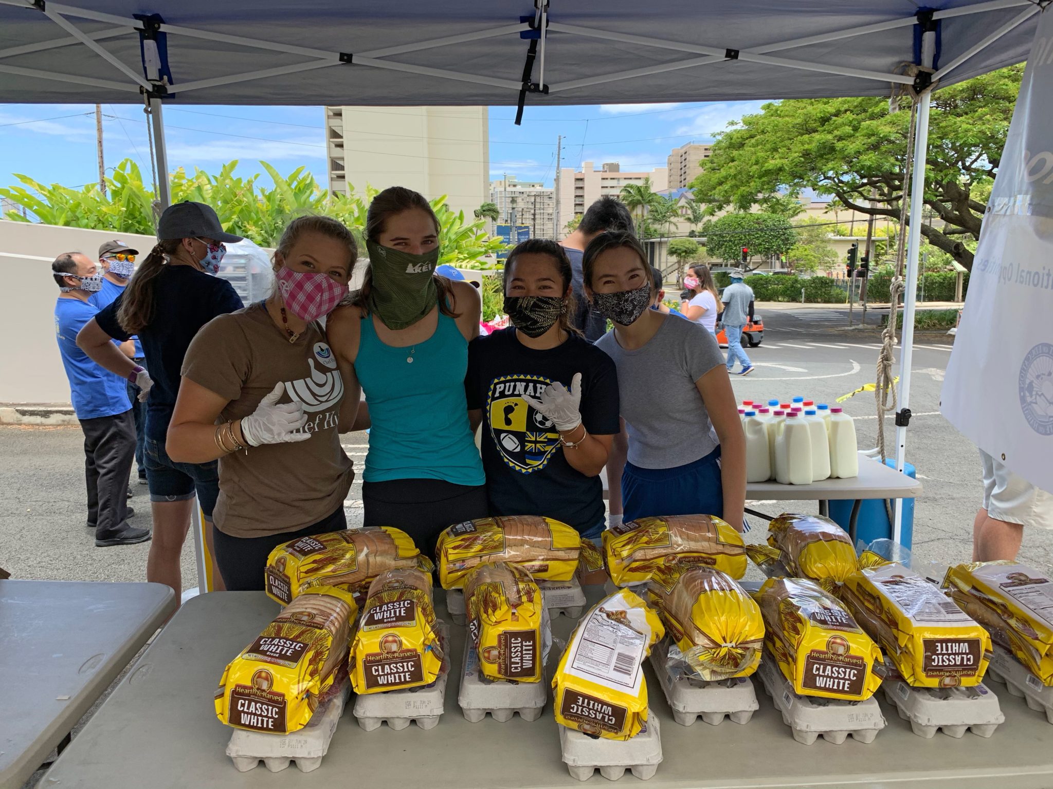 PUEO Students Ready for Summer Program Punahou School